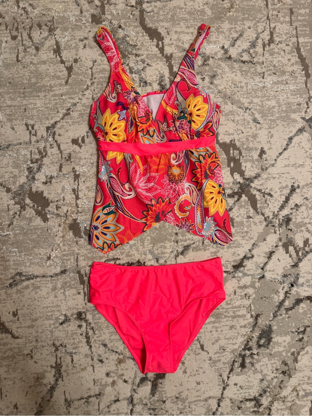Women’s Bright Pink Floral Tankini Swim Set. Large NWT